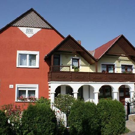 شقة Papp Apartmanhaz فونيارتْسفاشغ المظهر الخارجي الصورة