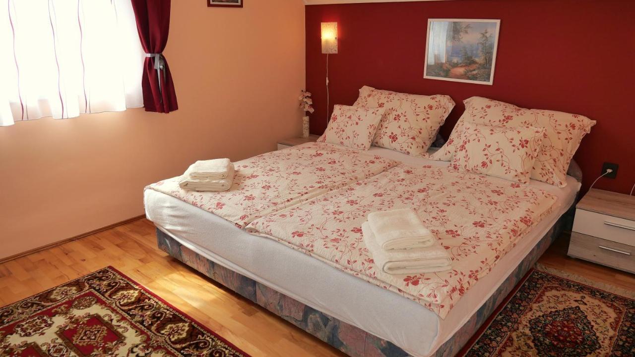 شقة Papp Apartmanhaz فونيارتْسفاشغ المظهر الخارجي الصورة