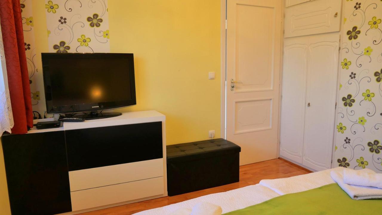 شقة Papp Apartmanhaz فونيارتْسفاشغ المظهر الخارجي الصورة