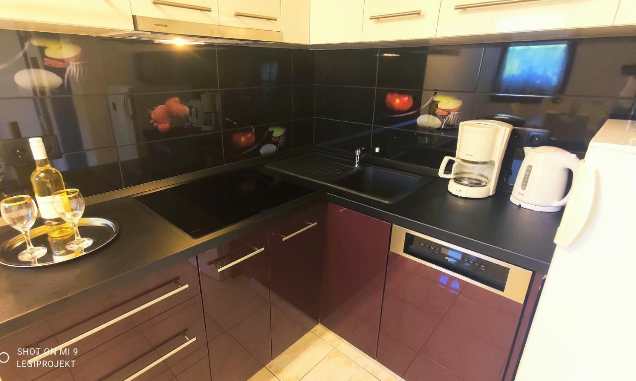 شقة Papp Apartmanhaz فونيارتْسفاشغ المظهر الخارجي الصورة