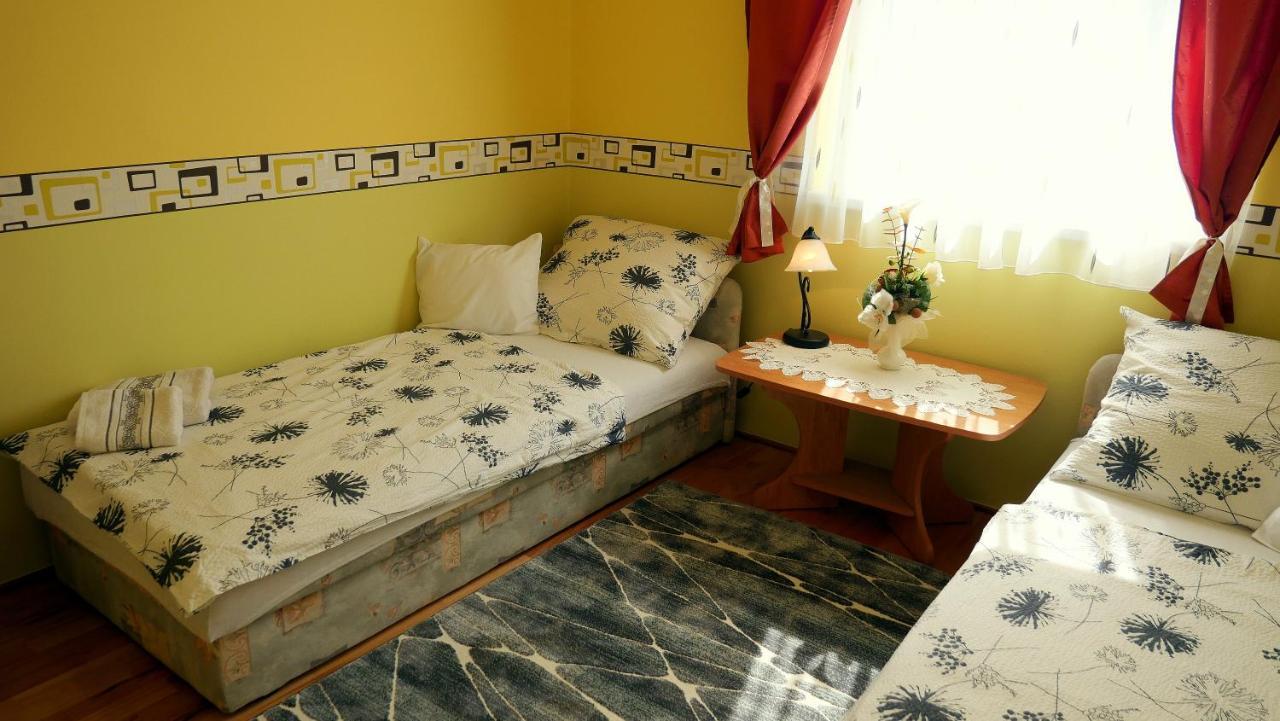 شقة Papp Apartmanhaz فونيارتْسفاشغ المظهر الخارجي الصورة